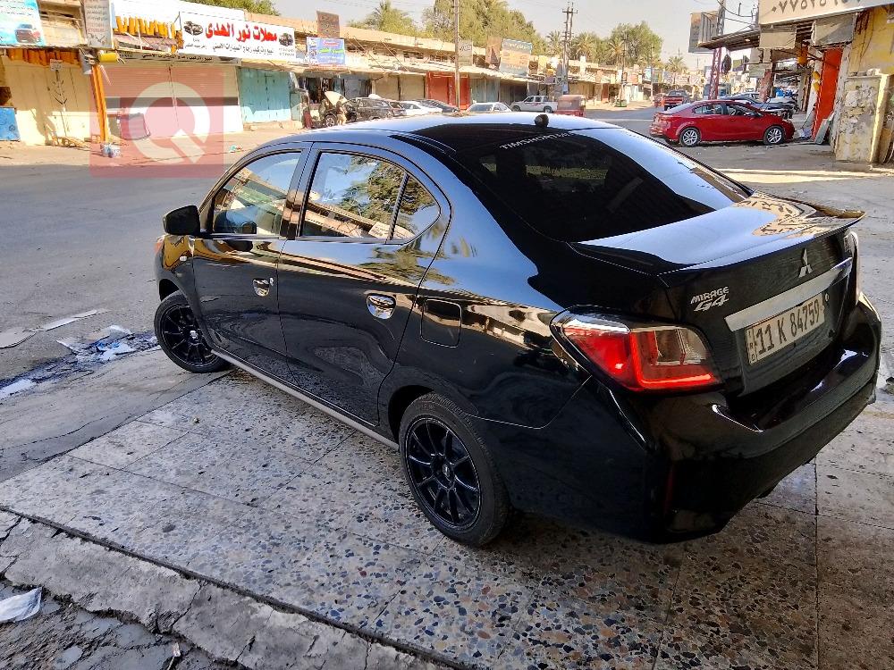 Mitsubishi Mirage G4
